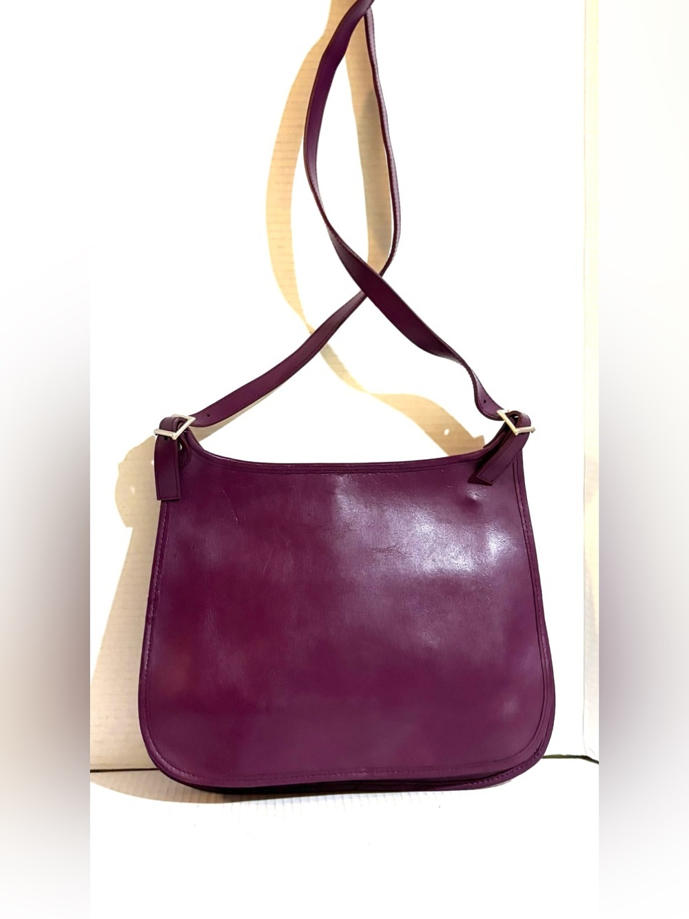 Classic Women's Leather crossbody Bag in Plum